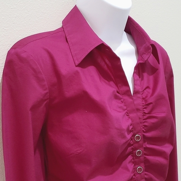 NEW YORK & COMPANY STRETCH BLOUSE, Sz S, RED BURGUNDY, NEW - Picture 2 of 10